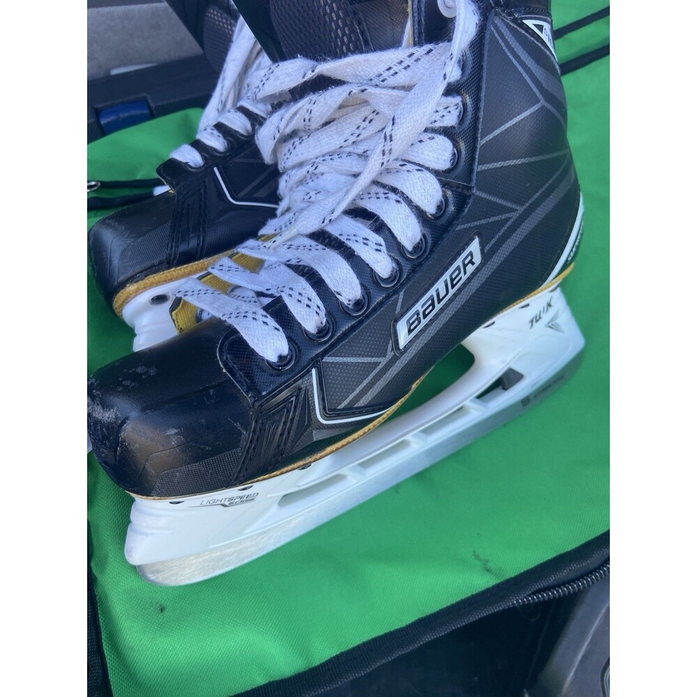 Bauer Supreme M5 Pro Ice Hockey Skates Size 7.5 Fit 2 Used Great Condition